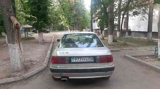 Audi 90    года Тараз
