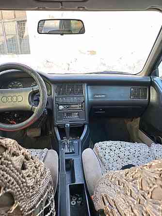 Audi 90    года Semey