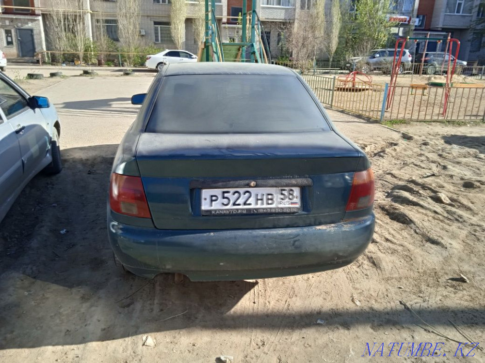 Audi A4    year Нура - photo 4