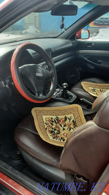 Audi A4    года  - изображение 5