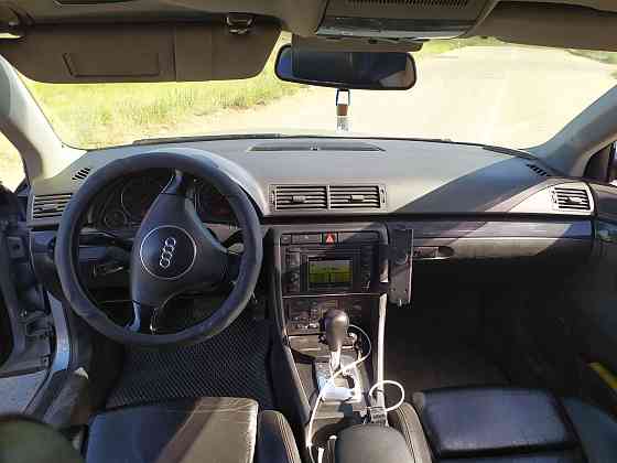 Audi A4    года Karagandy