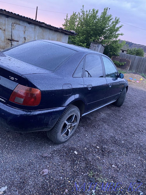 Audi A4    year  - photo 2