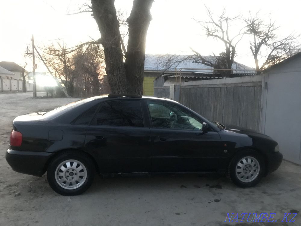 Audi A4    года Тараз - изображение 5