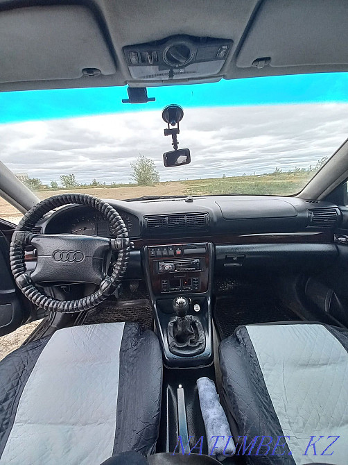Audi A4    года Лисаковск - изображение 5