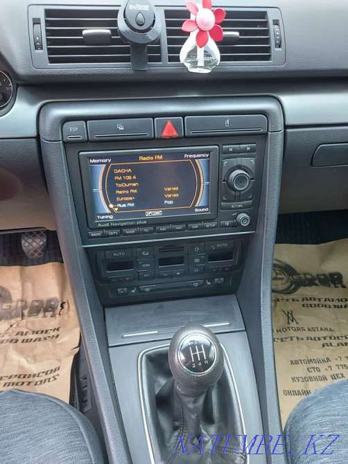 Audi A4    года Астана - изображение 8
