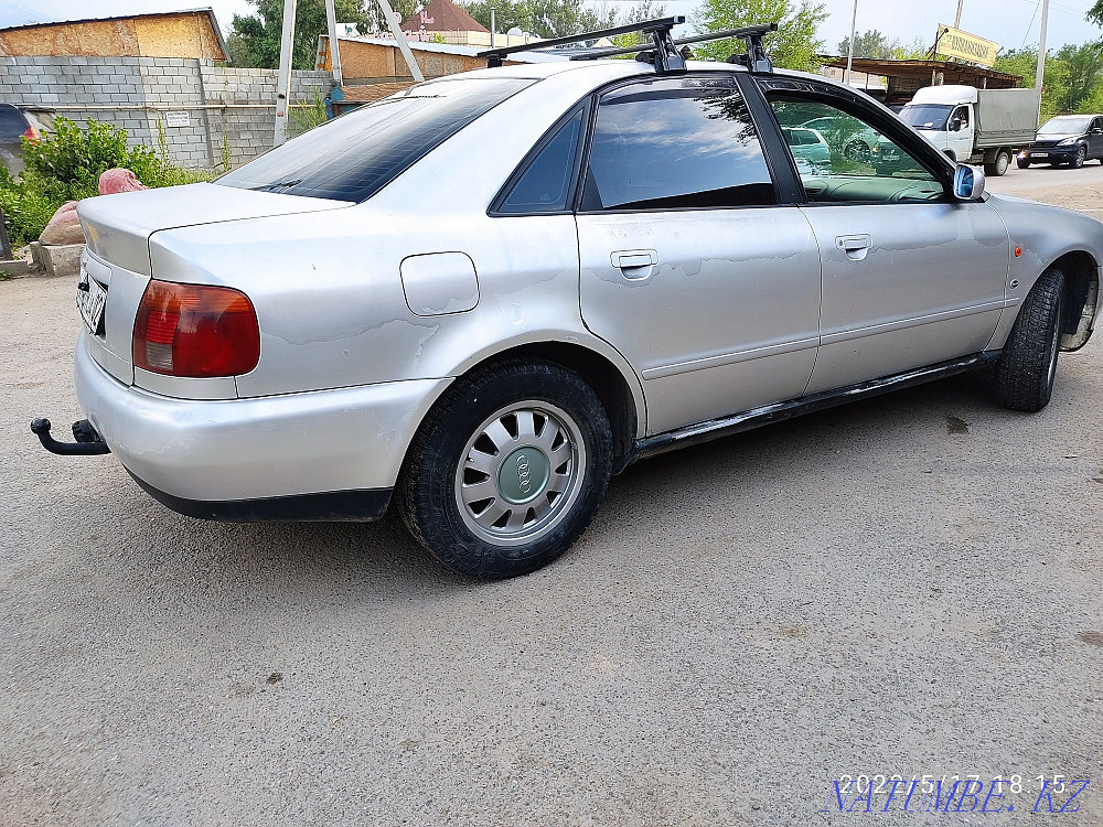 Audi A4    year  - photo 2