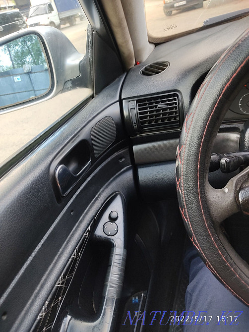 Audi A4    year  - photo 8