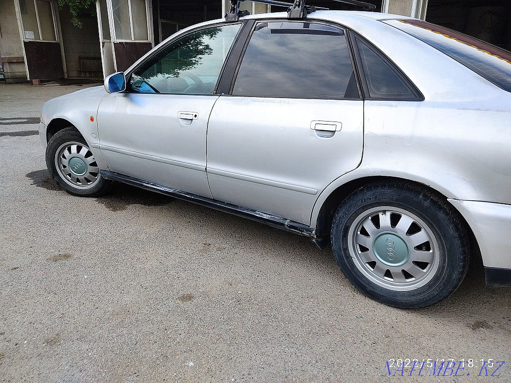 Audi A4    year  - photo 7