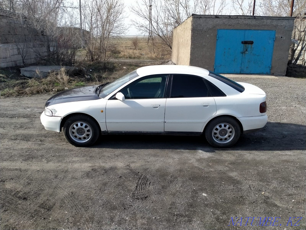 Audi A4    года Актас - изображение 1