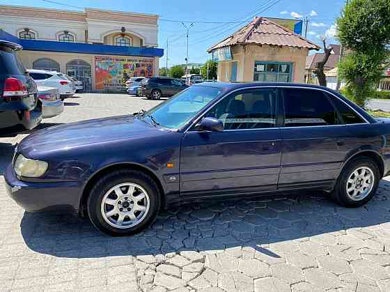 Audi A6    года Turkestan