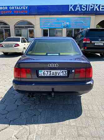 Audi A6    года Туркестан
