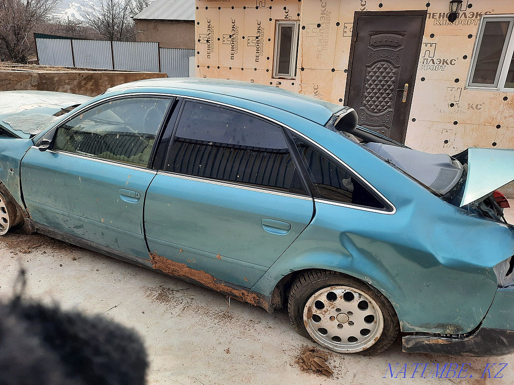 Audi A6    year  - photo 2