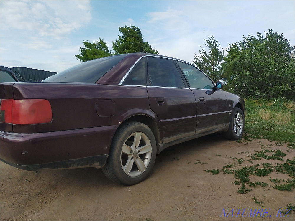 Audi A6    year  - photo 5