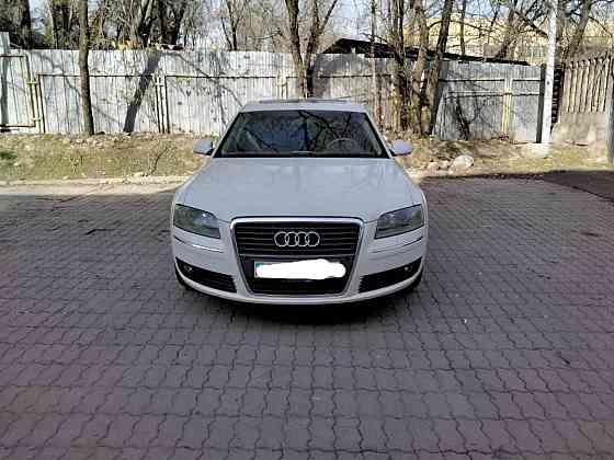 Audi A8    года  Алматы