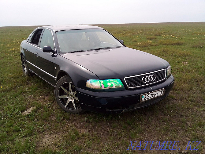 Audi A8    year  - photo 3