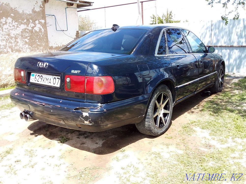 Audi A8    года  - изображение 10