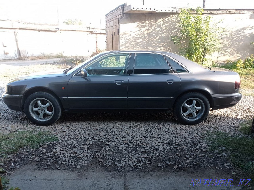 Audi A8    года Рудный - изображение 2