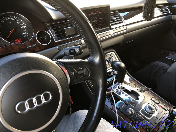 Audi A8    года Астана - изображение 3