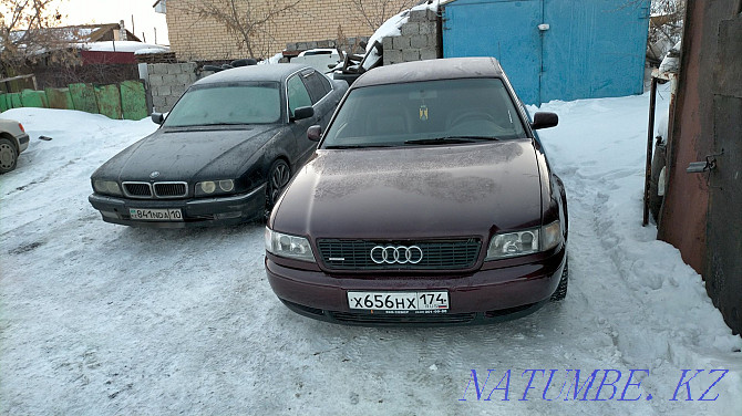 Audi A8    year  - photo 1