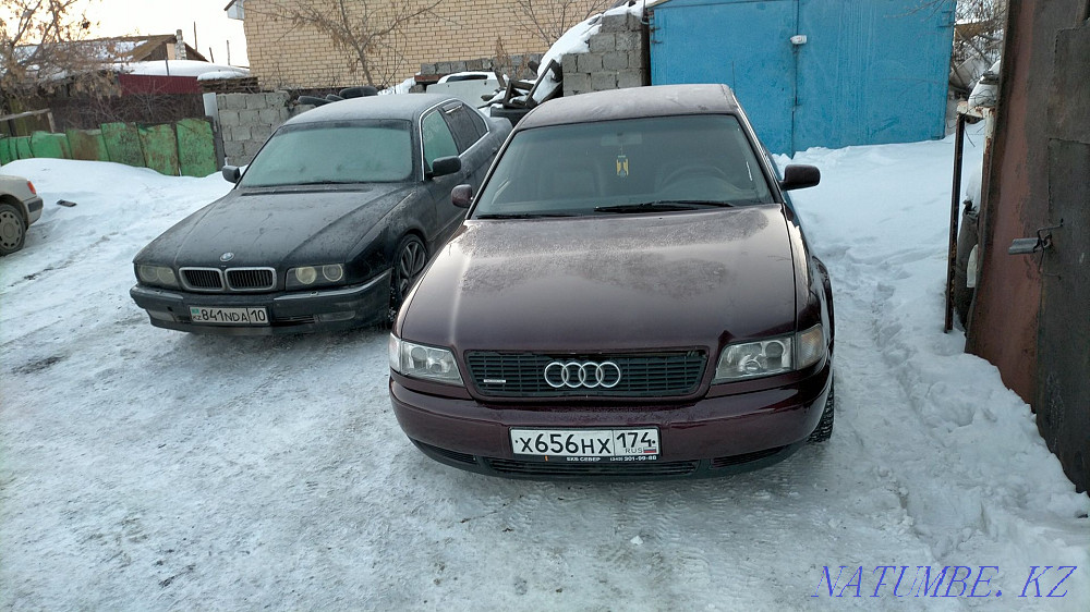 Audi A8    year  - photo 1