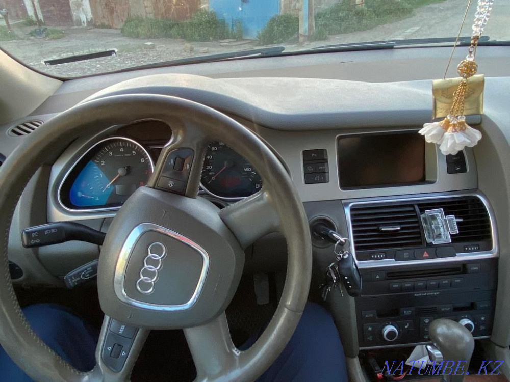 Audi Q7    года Атырау - изображение 7
