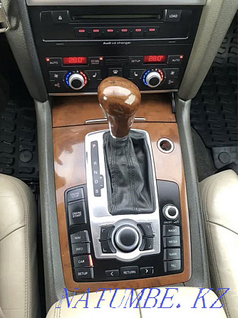Audi Q7    года Костанай - изображение 7