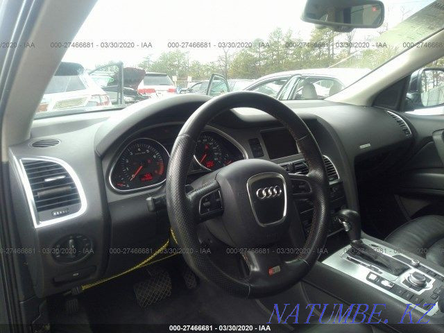 Audi Q7    year Almaty - photo 2