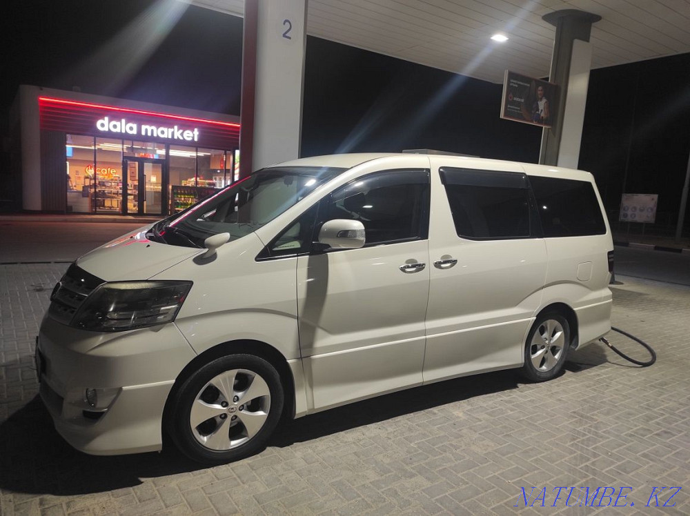 Toyota Alphard    года Актау - изображение 1