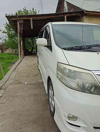 Toyota Alphard    года  Алматы