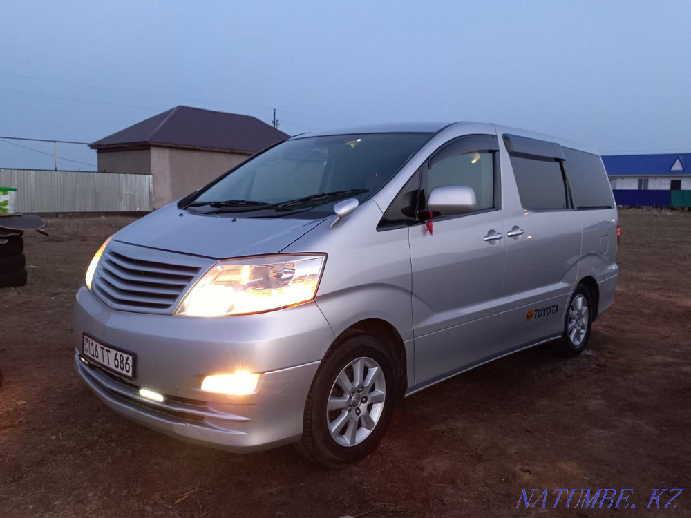 Toyota Alphard    year  - photo 1