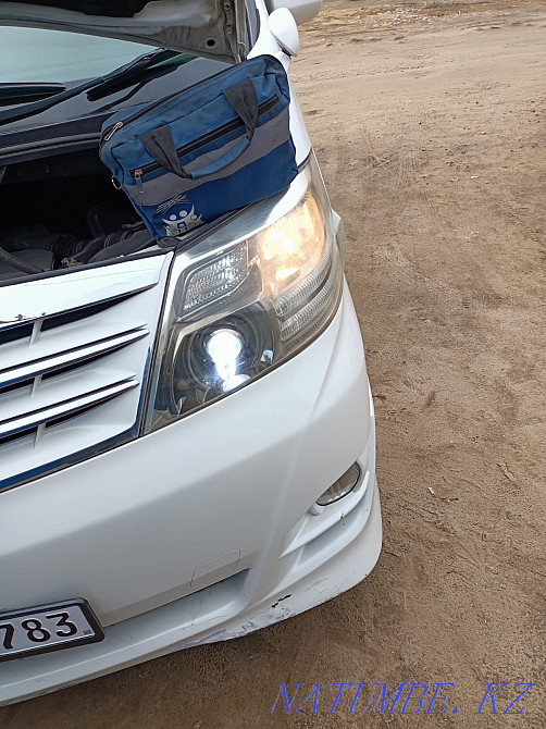 Toyota Alphard    года Большой чаган - изображение 5