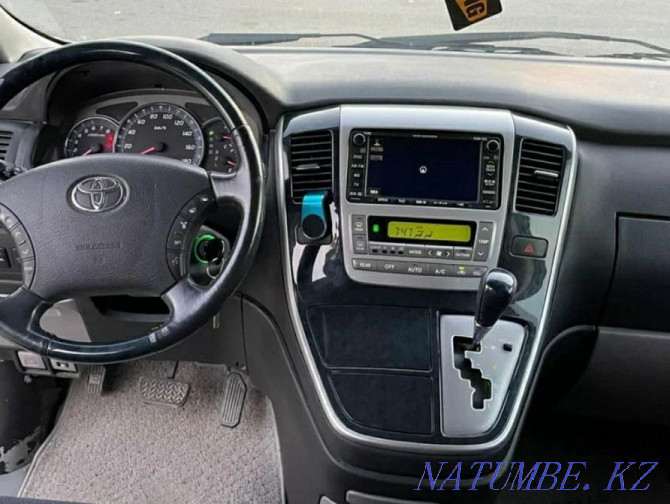 Toyota Alphard    года Актау - photo 4