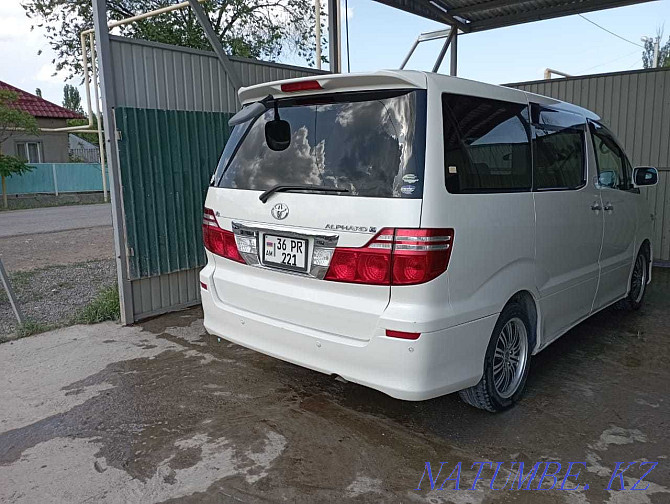 Toyota Alphard    year  - photo 2