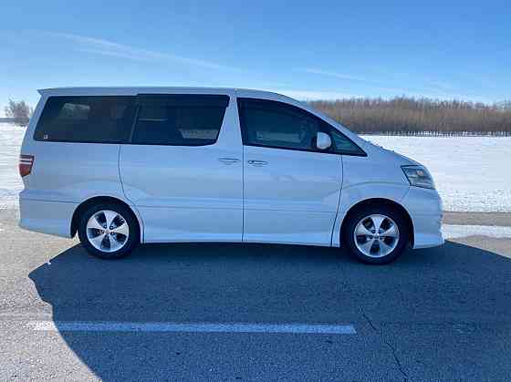 Toyota Alphard    года Kostanay