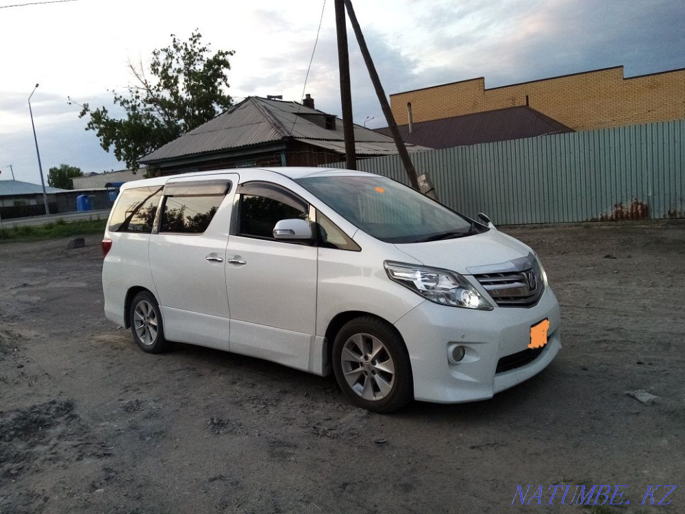 Жылдың Toyota Alphard  отбасы  - изображение 1