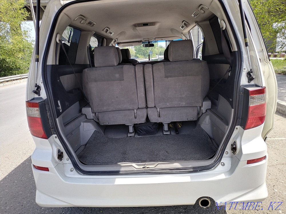 Toyota Alphard    year Semey - photo 7
