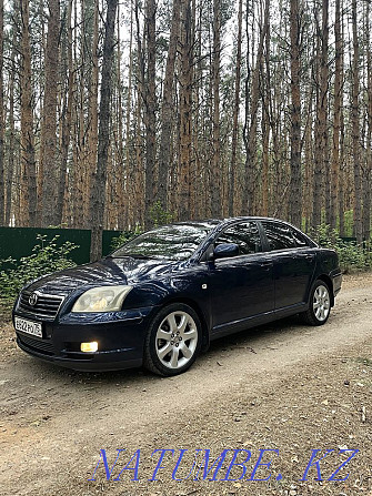 Toyota Avensis    year  - photo 1