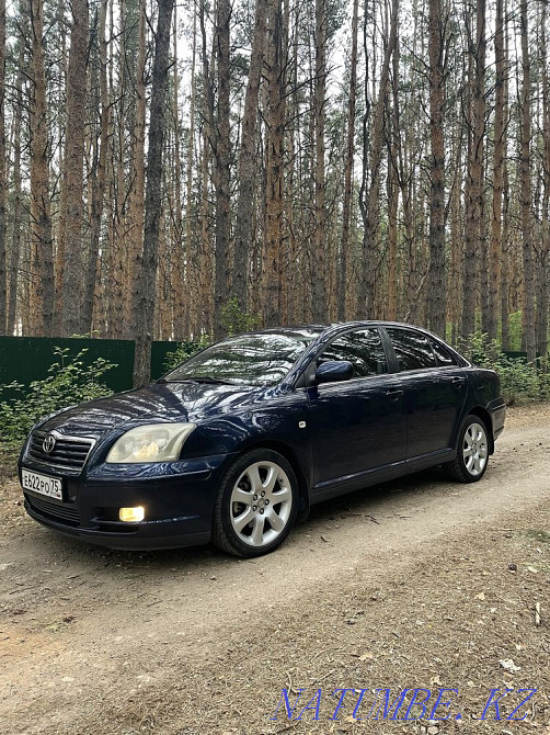 Toyota Avensis    year  - photo 1