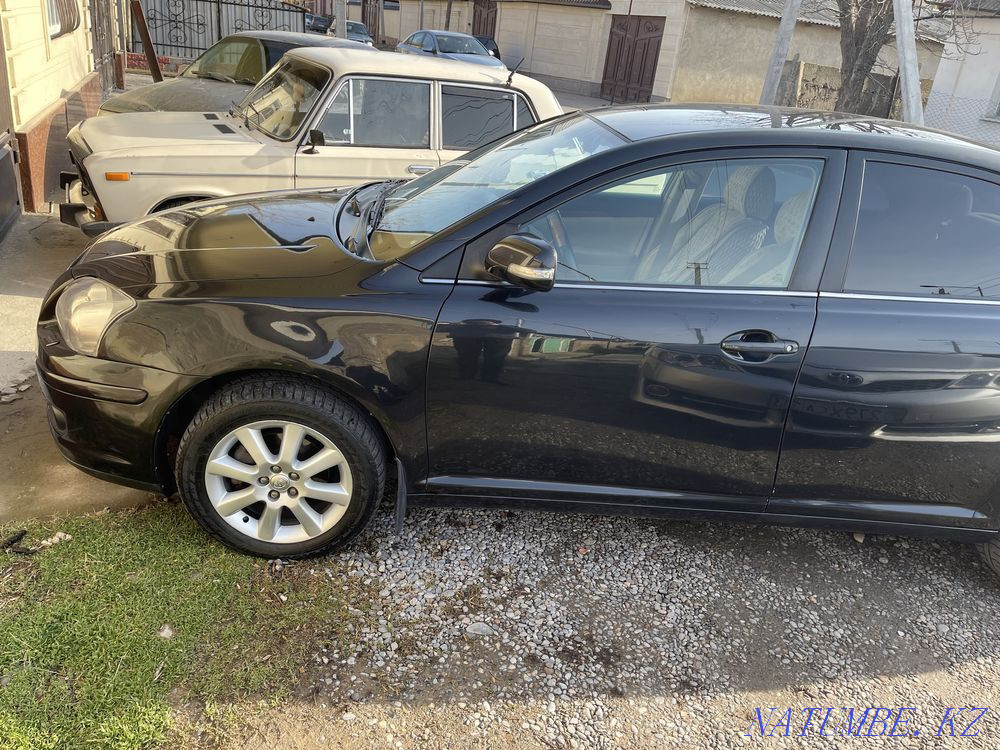 Toyota Avensis    year Аксукент - photo 2