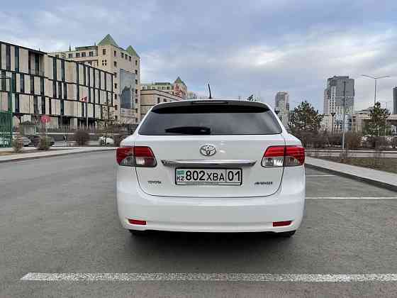 Toyota Avensis    года  Астана