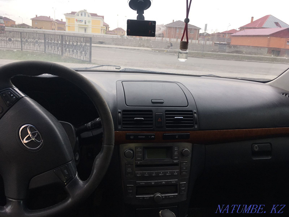 Toyota Avensis    года Астана - изображение 4