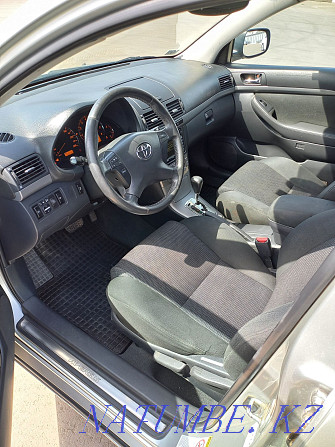 Жылдың Toyota Avensis Большой чаган - изображение 6