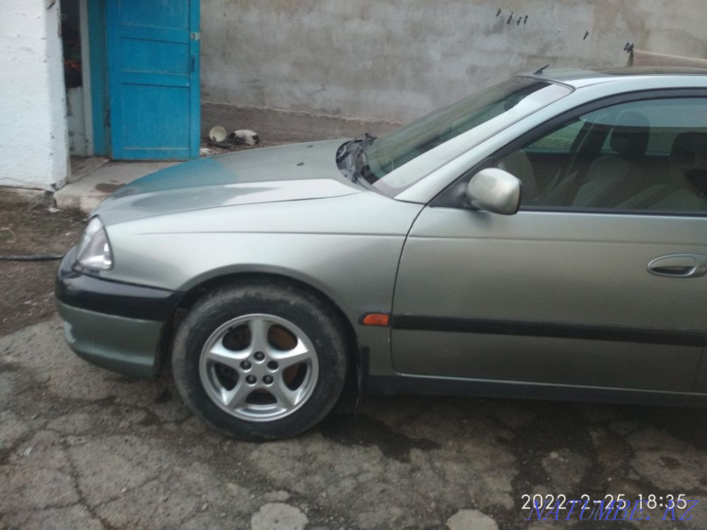 Toyota Avensis    года Бектобе - изображение 3