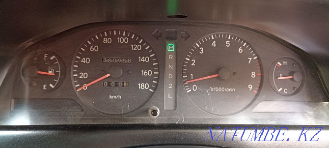 Toyota Caldina    года Шахтинск - изображение 4