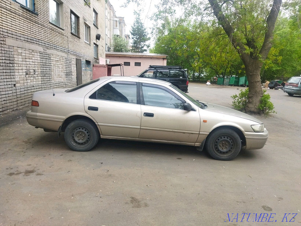 Toyota Camry    года  - изображение 3