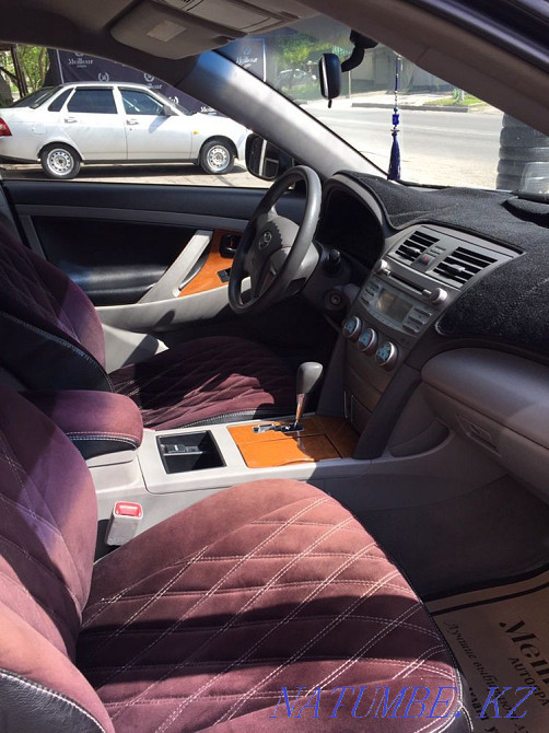 Toyota Camry    года Шымкент - изображение 6