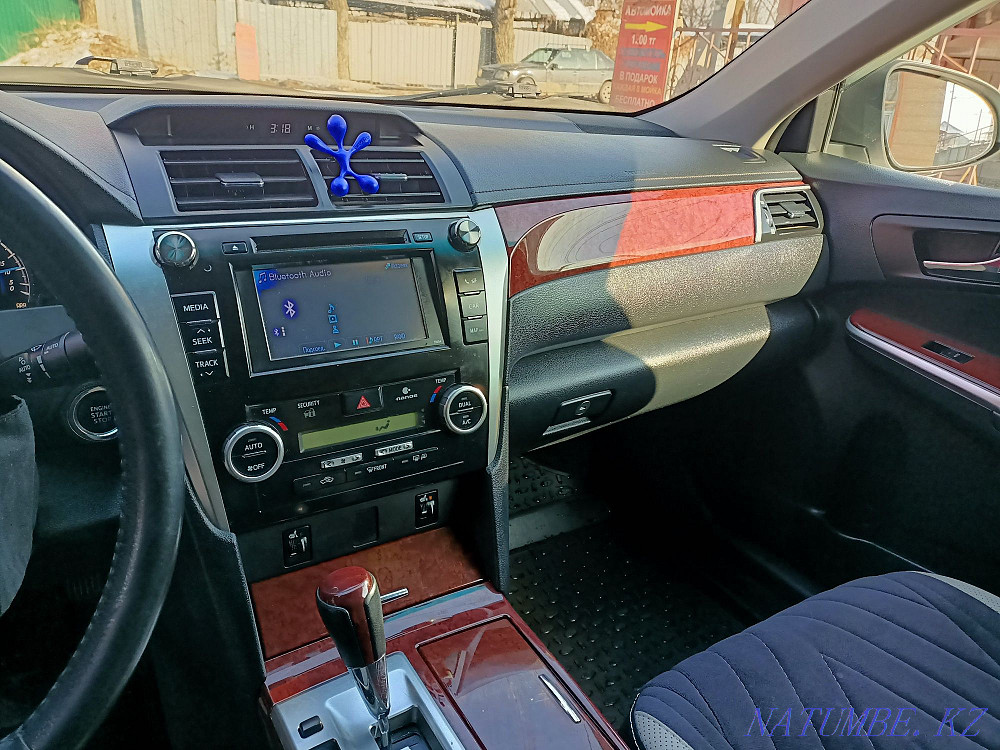 Toyota Camry    year Каменка - photo 7