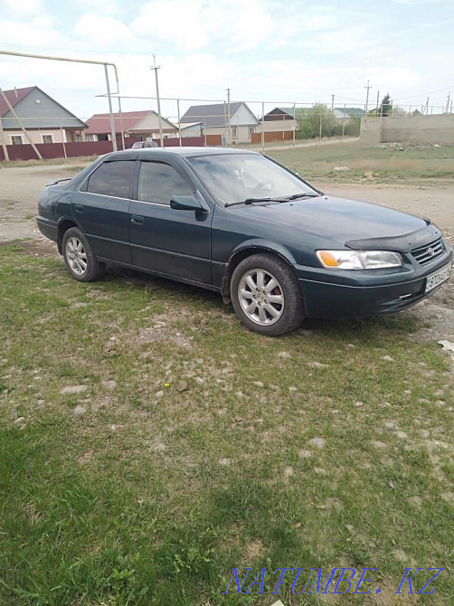 Toyota Camry    года  - изображение 1