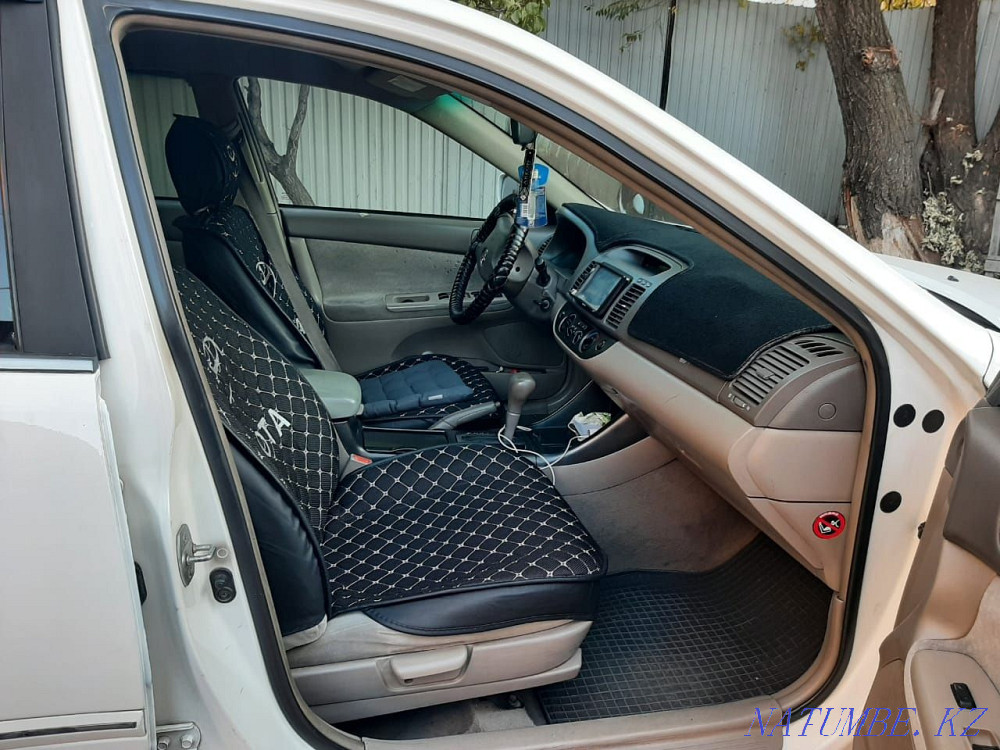 Toyota Camry    года Талдыкорган - изображение 8