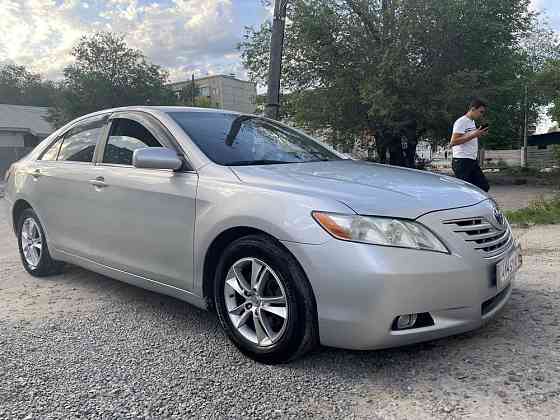 Toyota Camry    года Semey